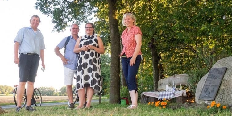 Picknick an der Friedenslinde