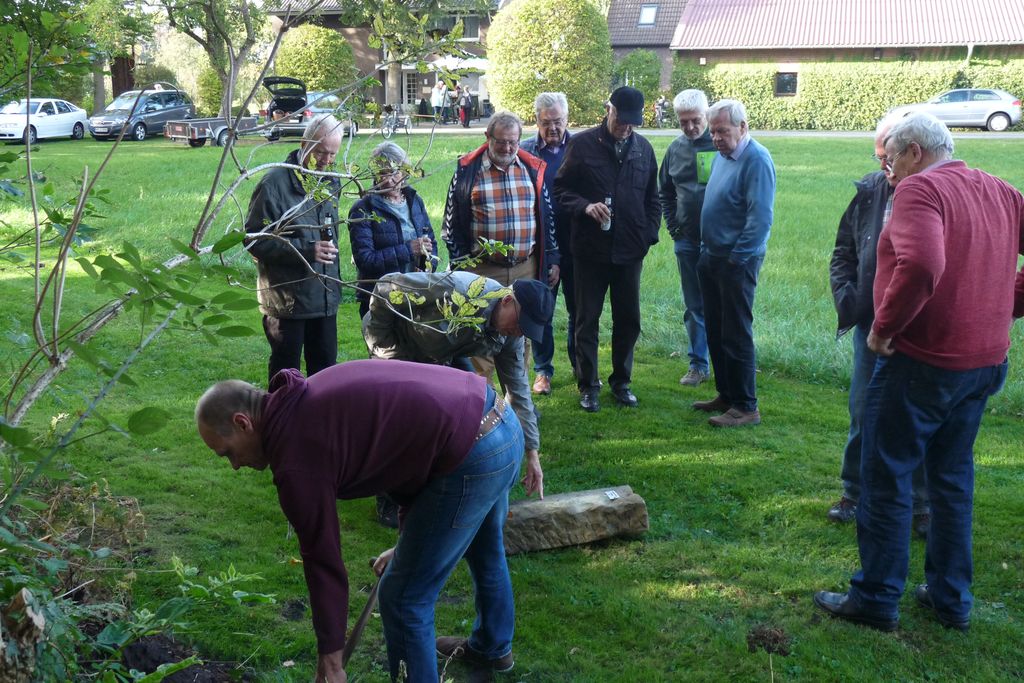 So hätte es eigentlich sein sollen - Grenzsteinsetzung am Hof Wördemann beim Schnatgang 2018