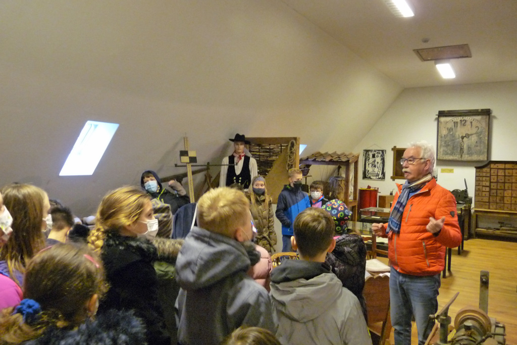 Klasse 4B im Heimathaus