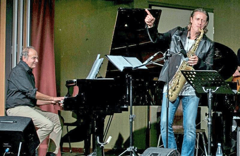 Pianist Daniel Roth und Norbert Fimpel am Saxofon